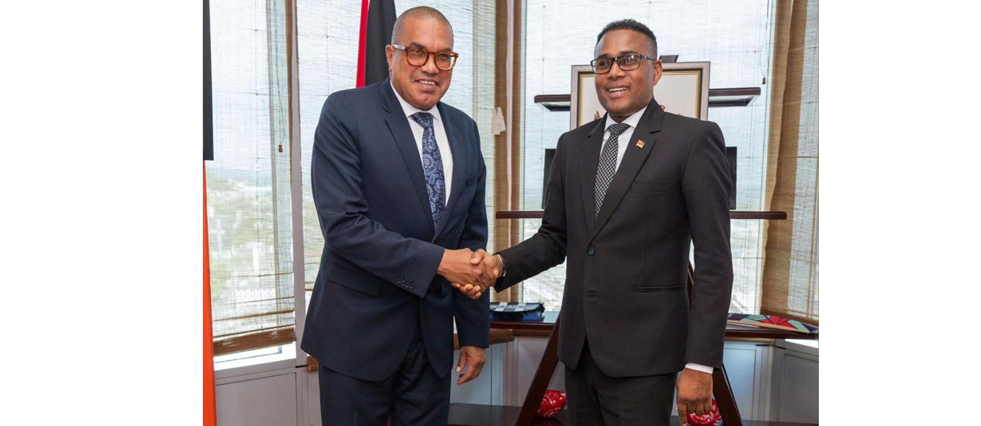 Embajador de Colombia se reúne con ministro de Deportes y Asuntos Civiles de Trinidad y Tobago 