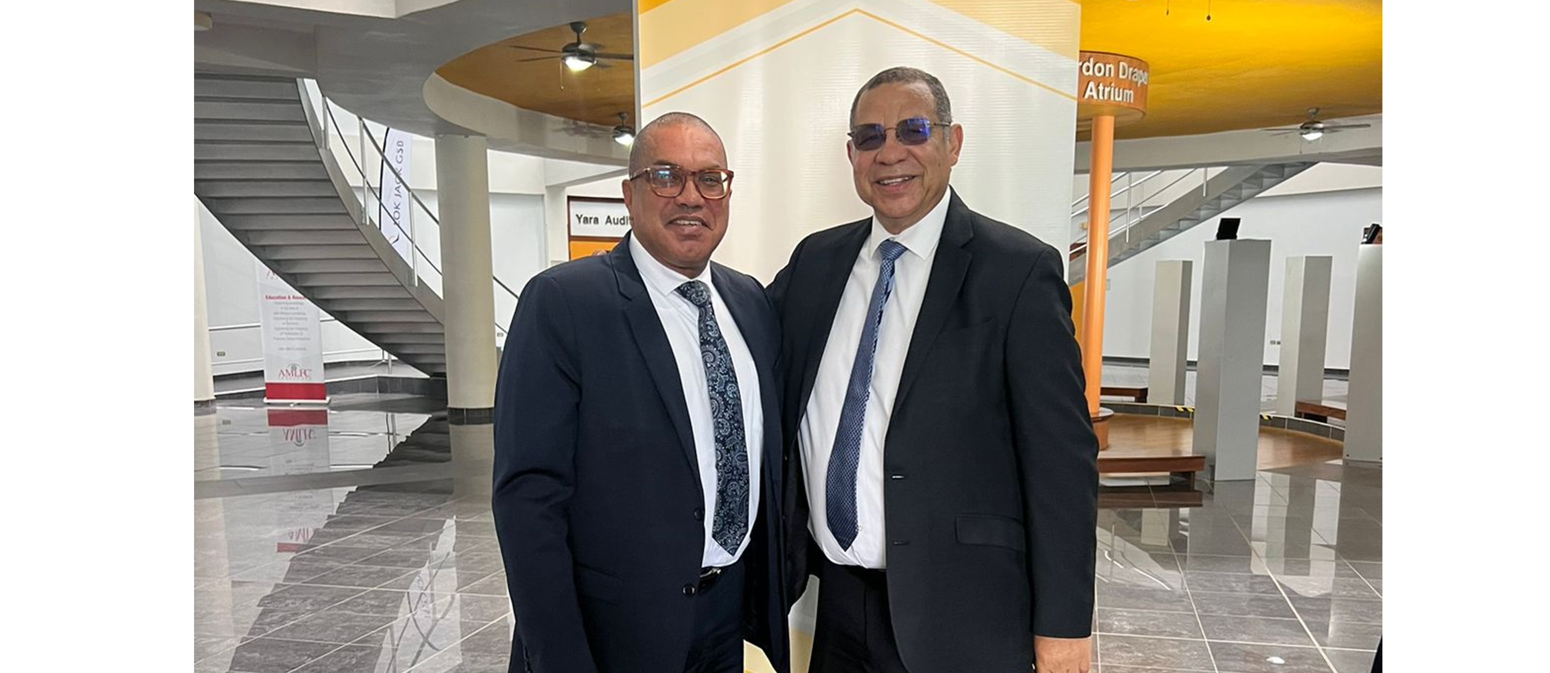Embajador de Colombia asistió al simposio AI in action 