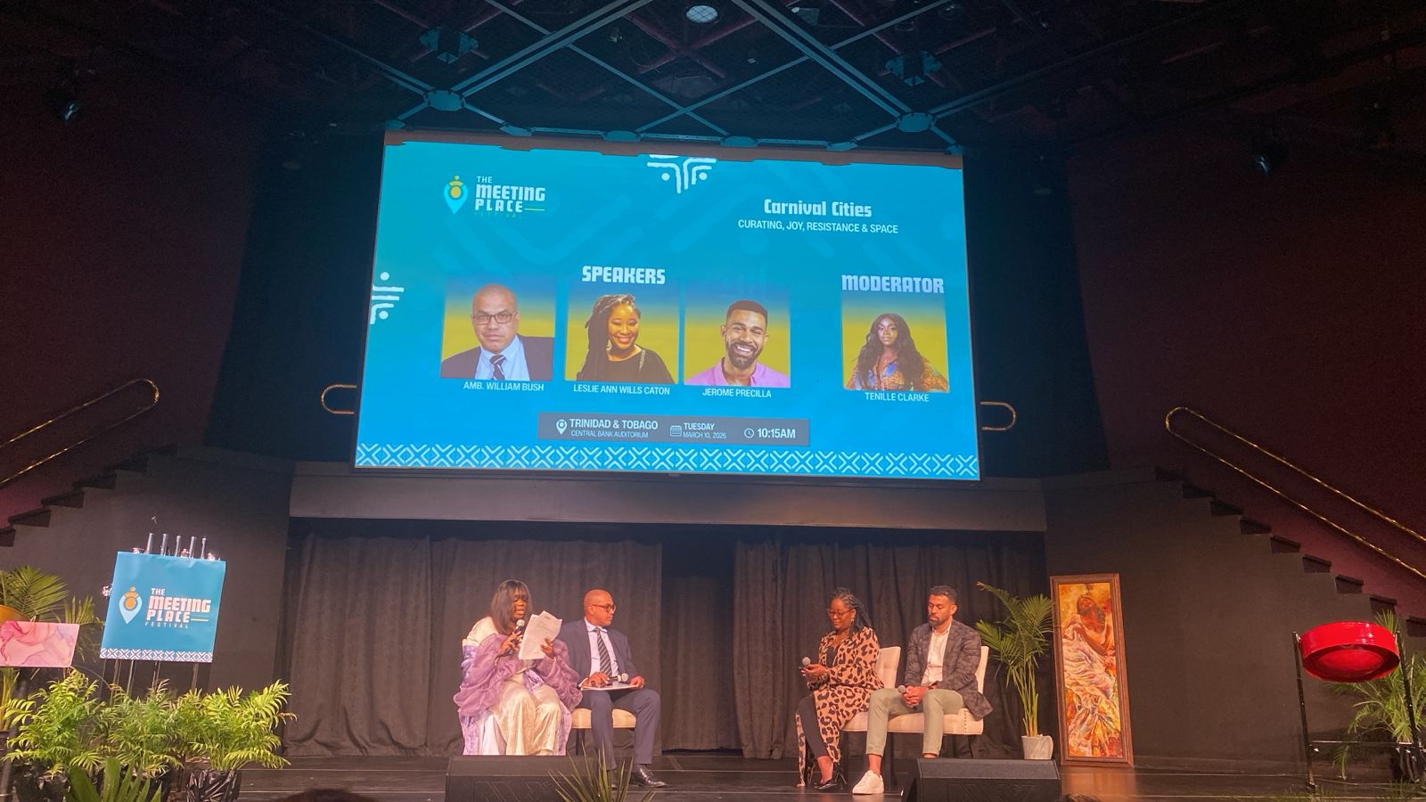 El Embajador de Colombia en Trinidad y Tobago participa como ponente en el Meeting Place Festival: Carnival of Creatives
