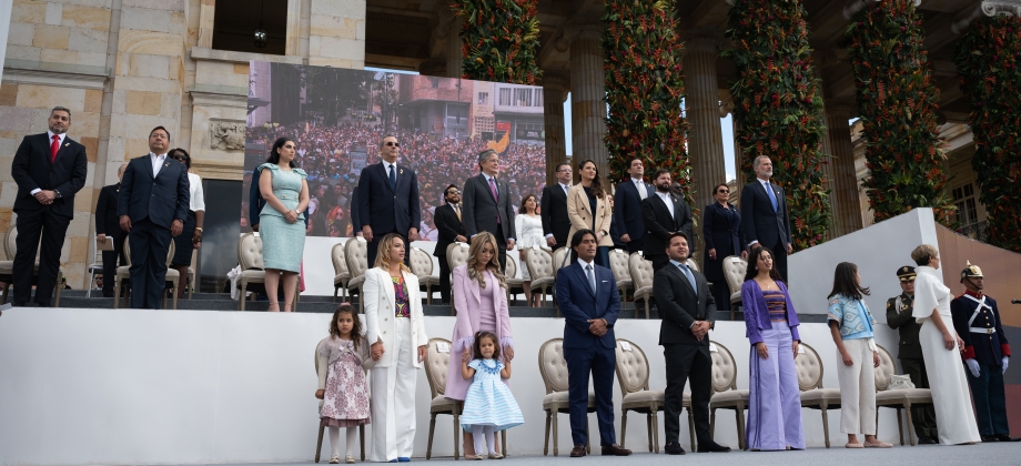 El Rey de España, nueve mandatarios, cuatro vicepresidentes y nueve cancilleres acompañaron al Presidente Gustavo Petro en su posesión como Jefe de Estado