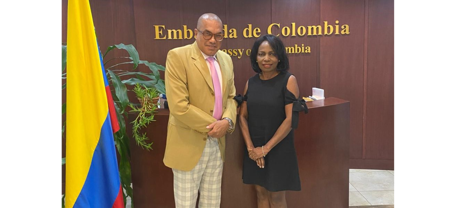 Intercambio académico entre los estudiantes de la Arthur Lok Jack Global School of Business y universidades de Colombia y América Latina una iniciativa entre regiones