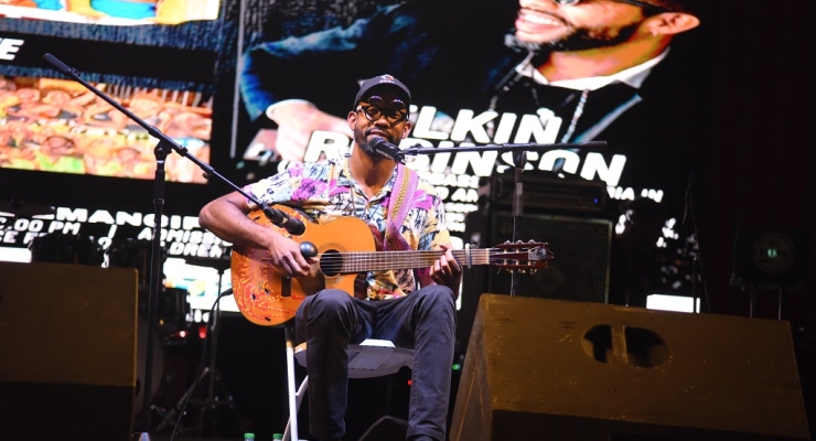 Elkin Robinson participó en el Festival Panafricano de Trinidad y Tobago en conmemoración del Día de la Emancipación